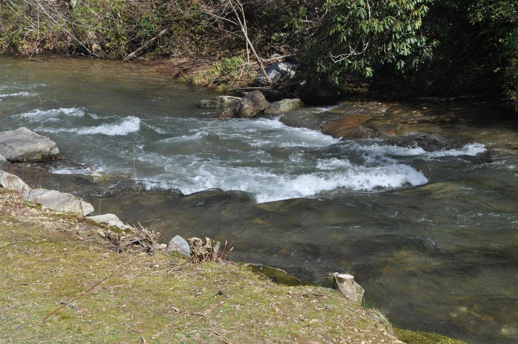 Waterfall Hideaway Bryson City Exterior photo