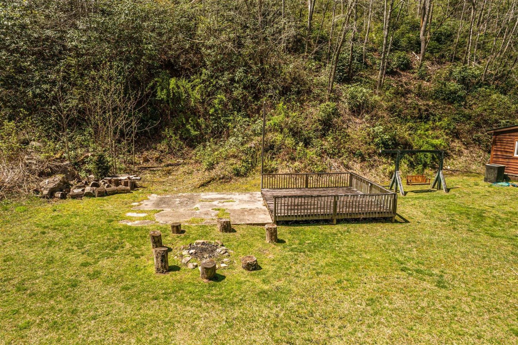 Waterfall Hideaway Bryson City Exterior photo